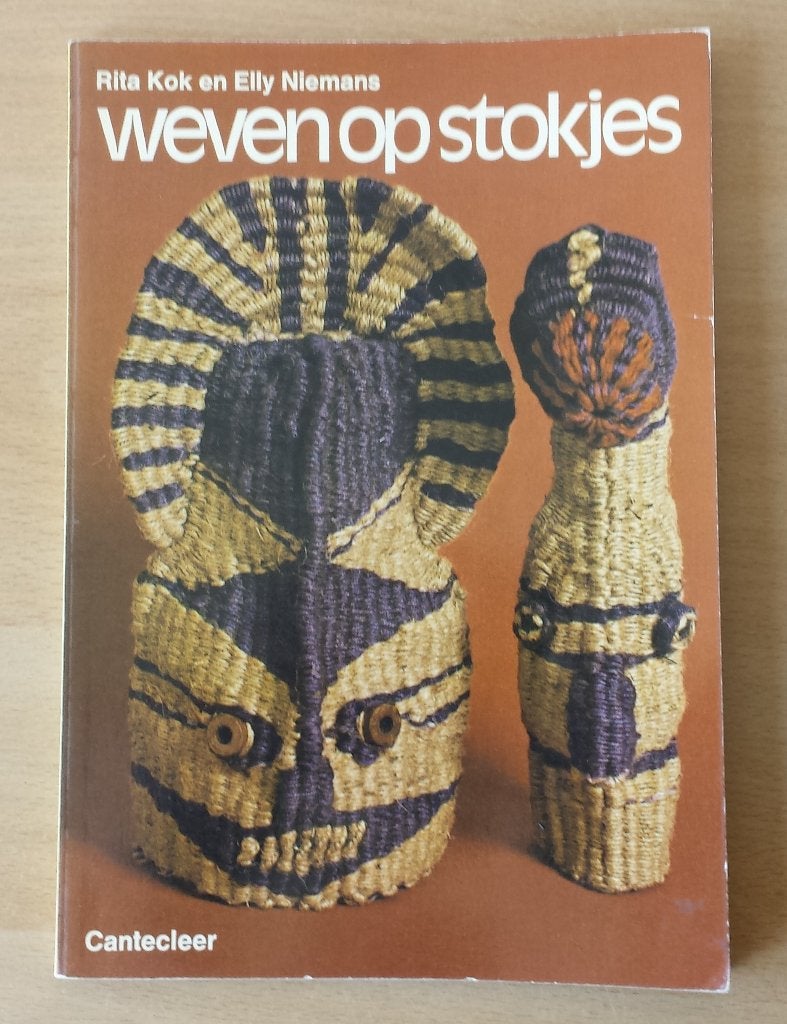 Weven op Stokjes - Rita Kok en Elly Niemans - 1976, Boeken, Ophalen of Verzenden, Gelezen, Overige onderwerpen