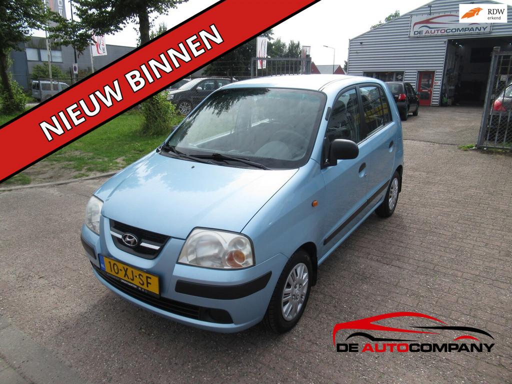 Hyundai Atos 1.1i Active Young Nieuwe Apk, Auto's, Hyundai, Voorwielaandrijving, 31 €/maand, 4 cilinders, Origineel Nederlands