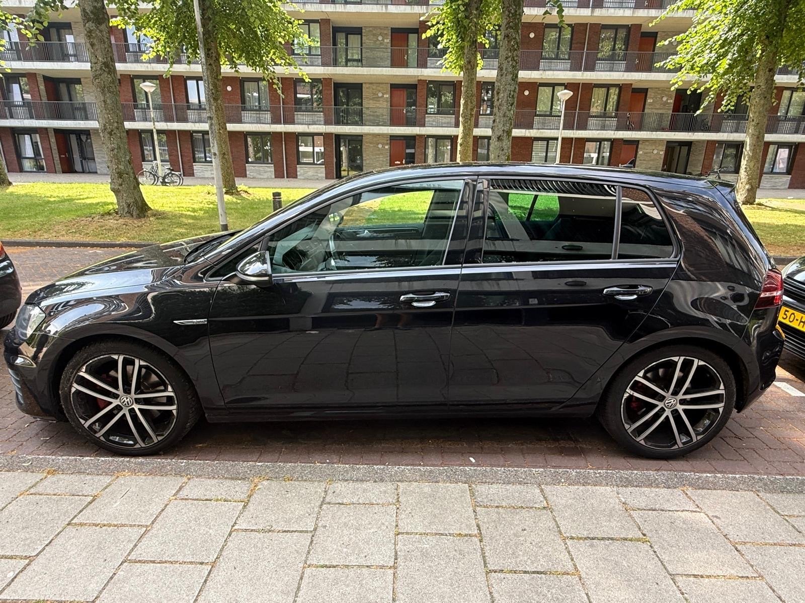 Nette Golf 7 GTD, Auto's, Stof, Emergency brake assist, 4 cilinders, Zwart
