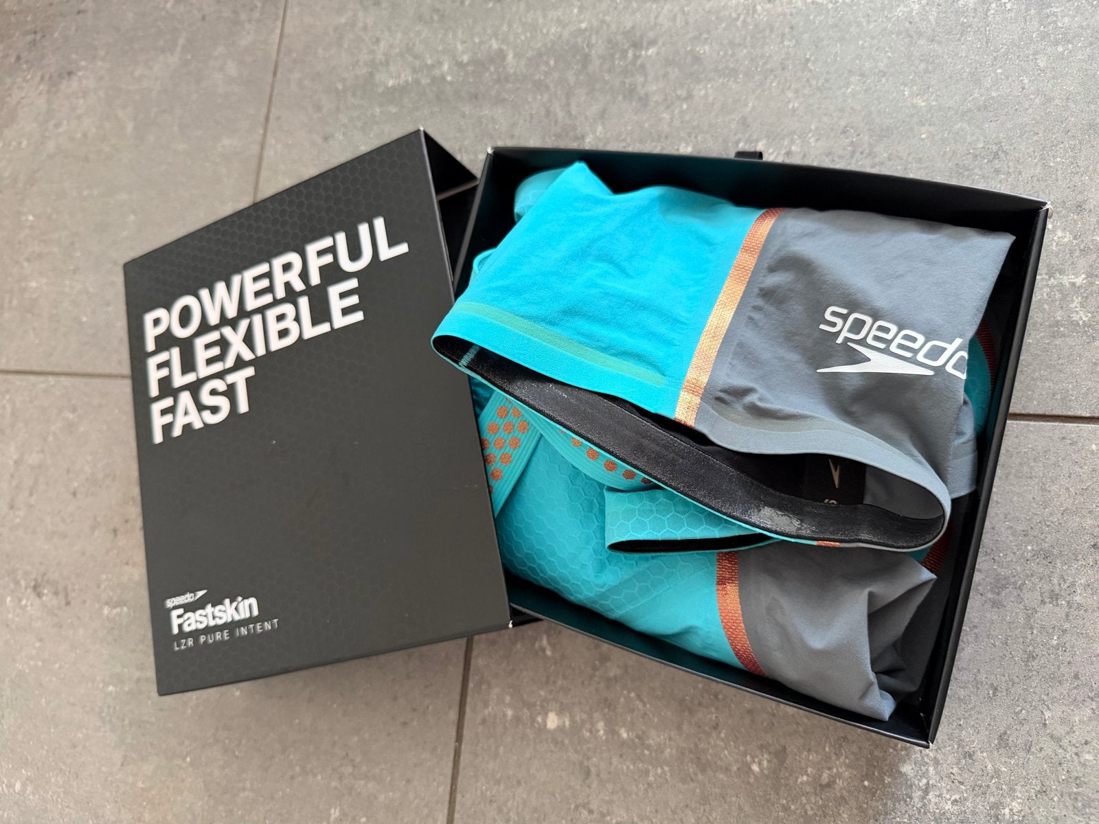 Speedo Carbon Fastskin LZR Pure Intent Closed Back Badpak 24, Ophalen of Verzenden, Gedragen, Meerkleurig, Badpak