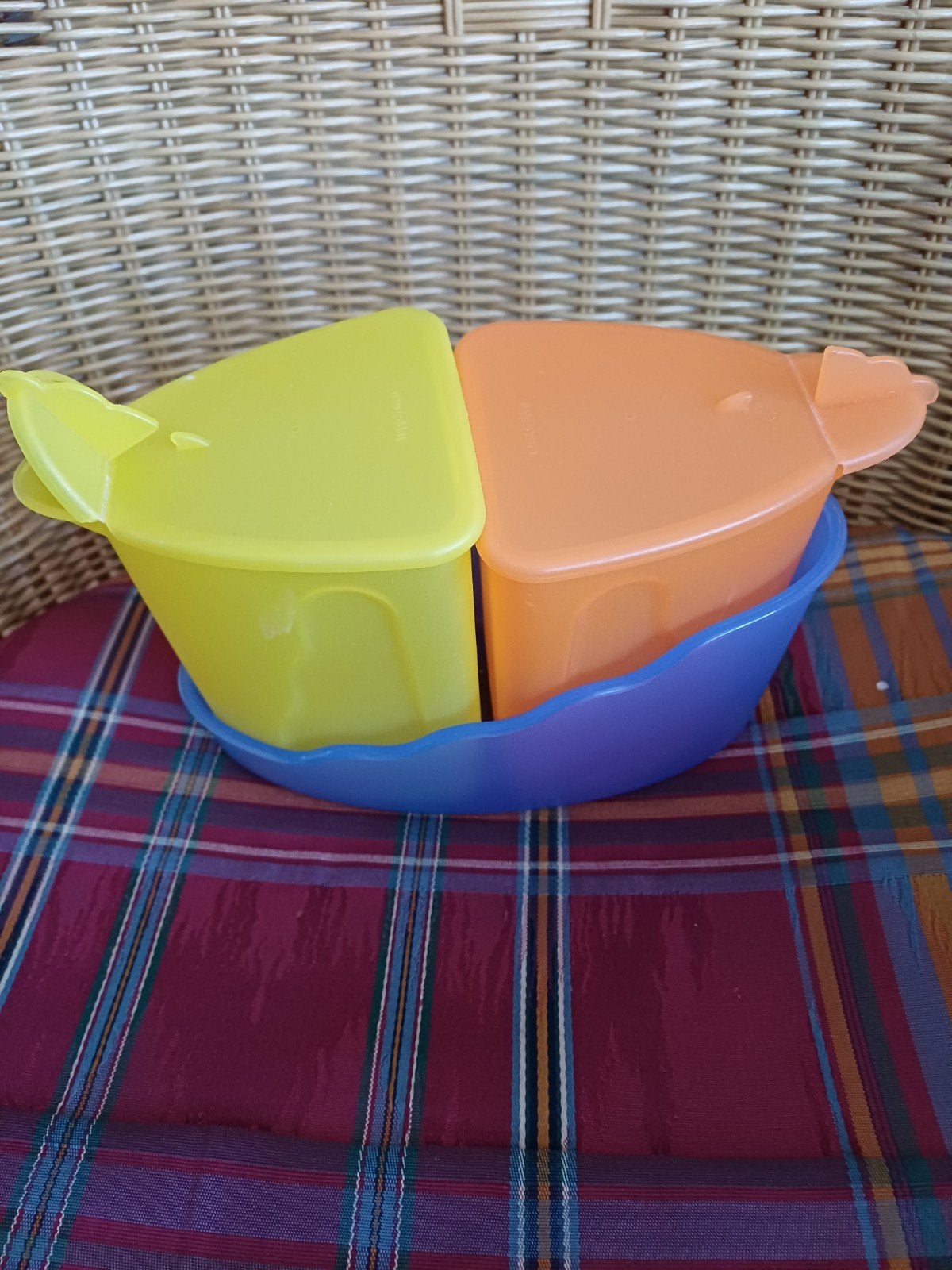 Tupperware set: 2 bakjes met deksel en houder, Huis en Inrichting, Keuken | Tupperware, Ophalen of Verzenden, Gebruikt, Blauw