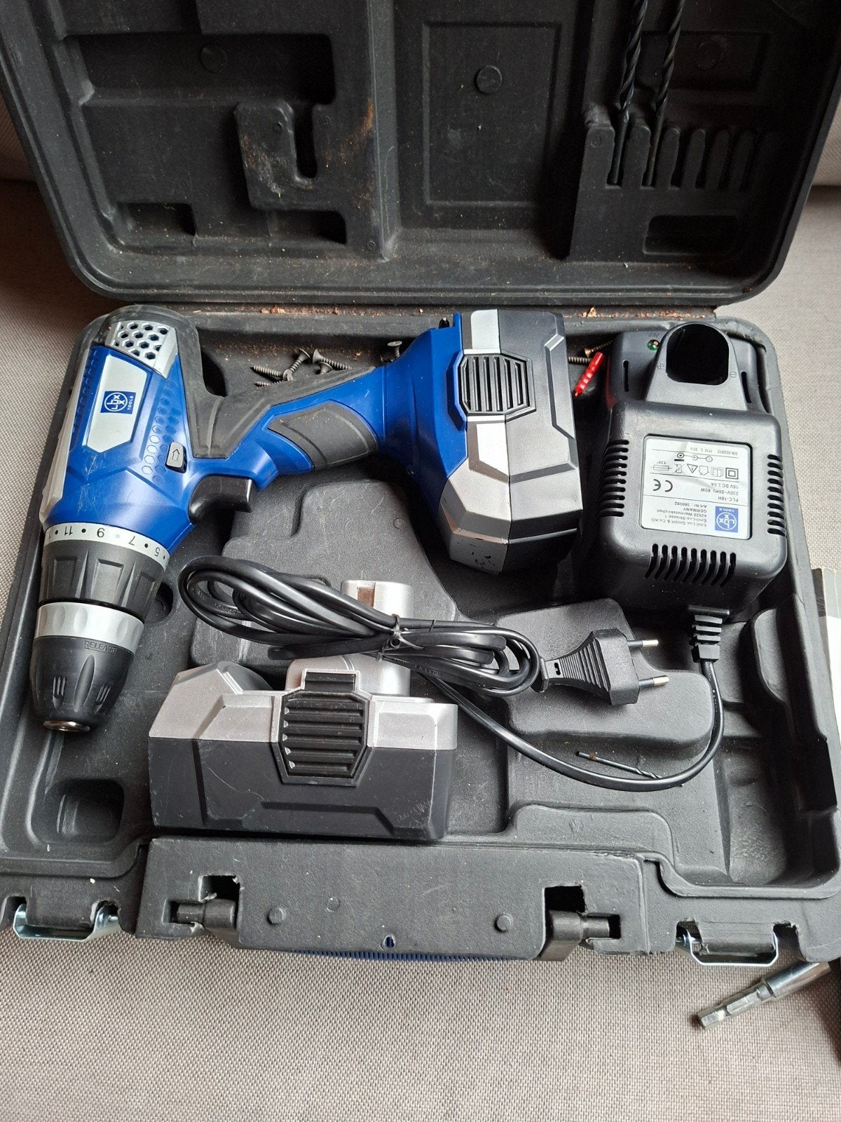 Accu Schroefboormachine - LUX TOOLS, Ophalen of Verzenden, Gebruikt, Minder dan 400 watt, Boor- en Schroefmachine