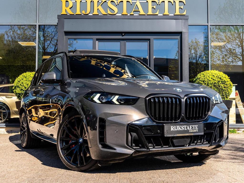 BMW X5 xDrive50e M-Sport PRO|PANO|H&K|360|HEAD-UP|DRAVITGRAU, Automaat, Gebruikt, 2395 kg, Bedrijf