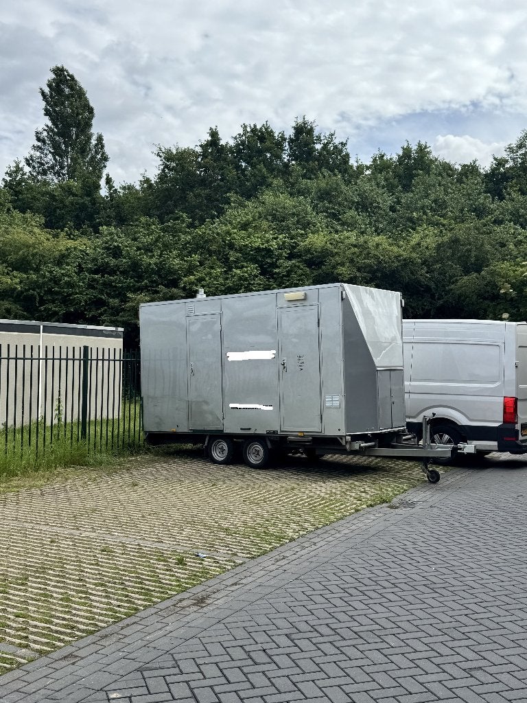 Decontaminatie wagen en toebehoren asbestsanering, Ophalen
