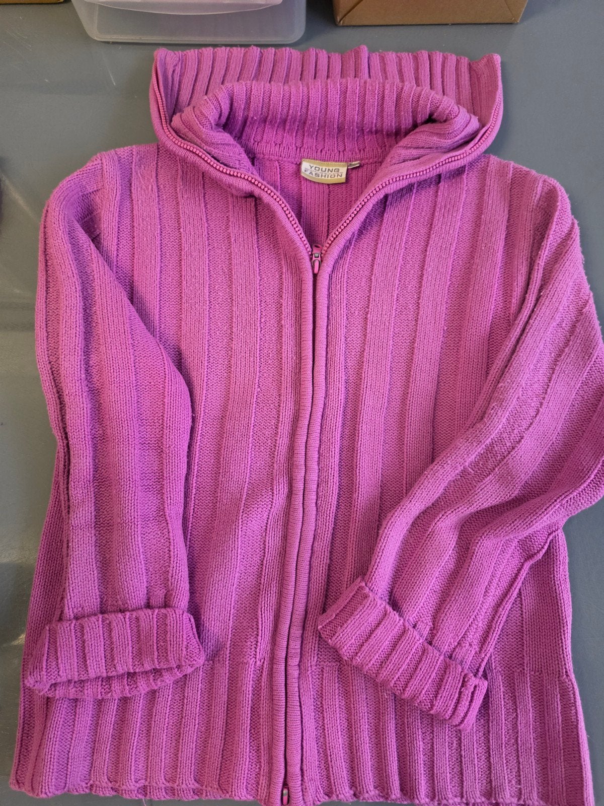 Roze gebreid vest met rits    Young Fashion, Kleding | Dames, Maat 38/40 (M), Ophalen of Verzenden, Gedragen, Young Fashion