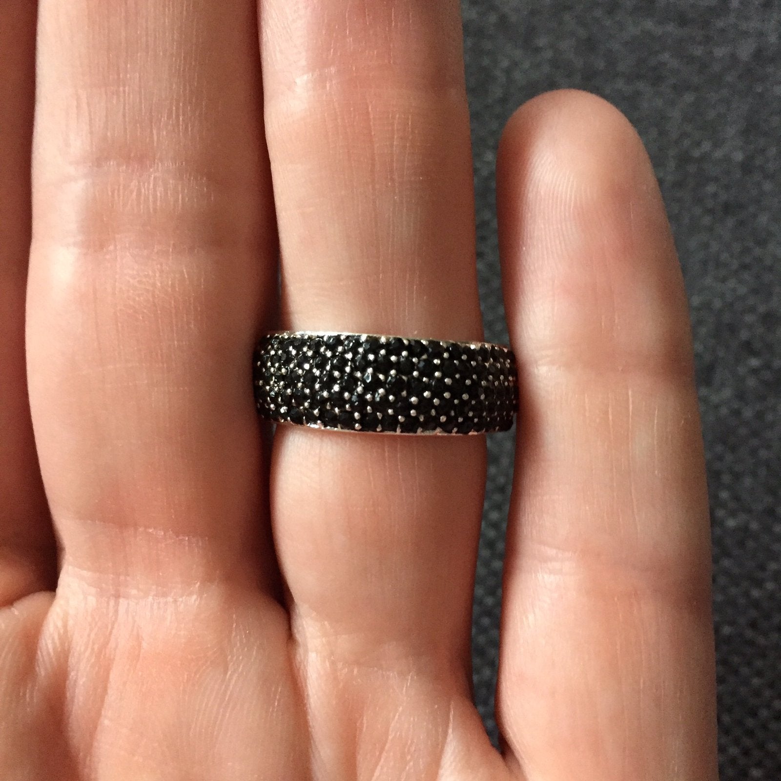 Thomas sabo ring met zwarte zirkonia stenen maat 17 mm, Nieuw, Ophalen of Verzenden, 17 tot 18, Dame