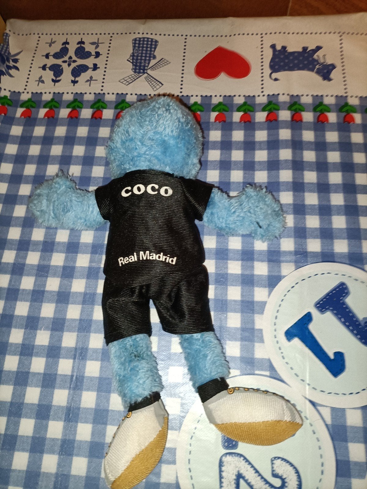 Real Madrid Grover knuffel voetbal ⚽ 29 cm, Ophalen of Verzenden, Zo goed als nieuw, Overige typen