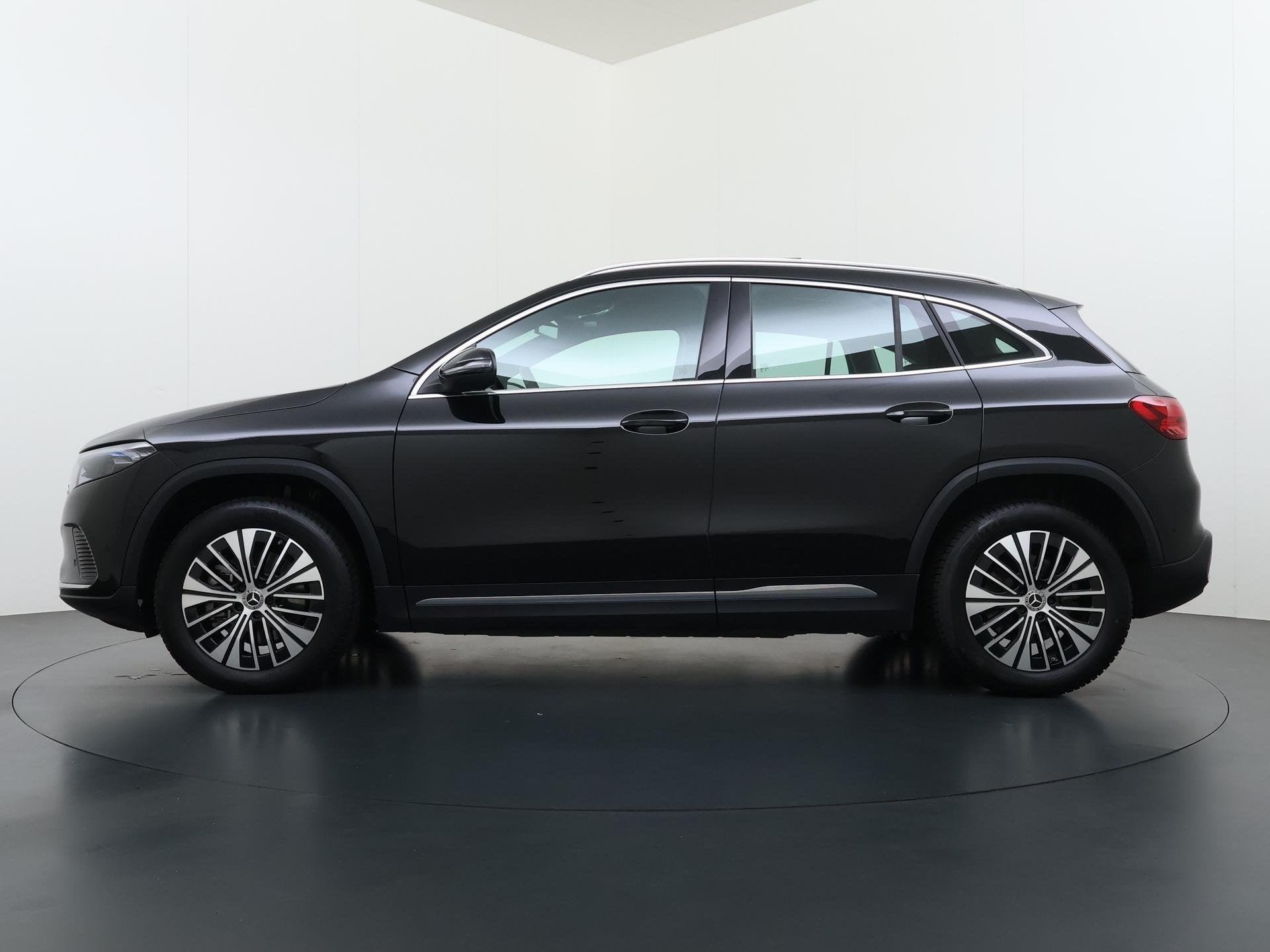 Mercedes-Benz EQA 250+ | Panorama - Schuifdak | Sfeerverlich, Auto's, Gebruikt, Zwart, SUV of Terreinwagen, Te koop