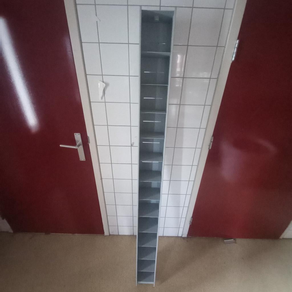 Smalle opbergkast / schoenenrek, Ophalen of Verzenden, Gebruikt