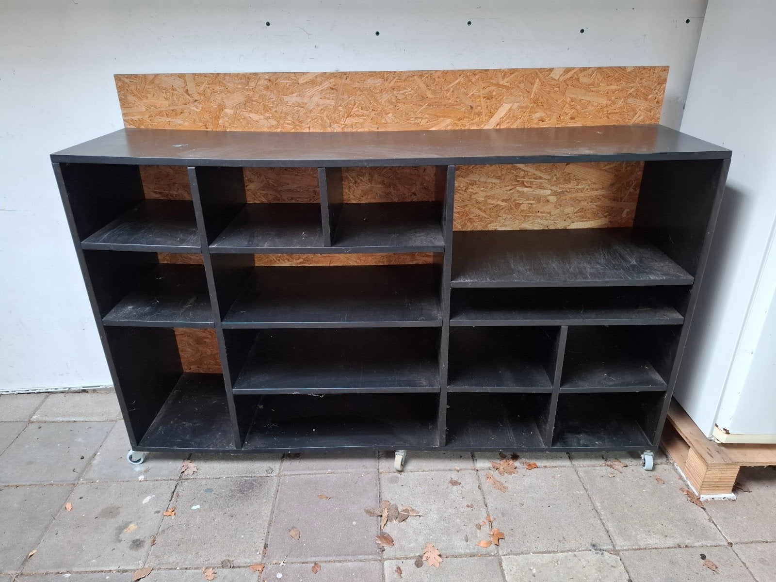 GRATIS: vakkenkast op wieltjes, Ophalen, Gebruikt