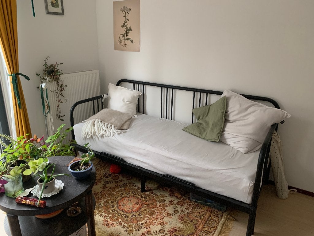 IKEA bed/bank voor 1 à 2 personen., Ophalen, Zwart, Tweepersoons, Zo goed als nieuw
