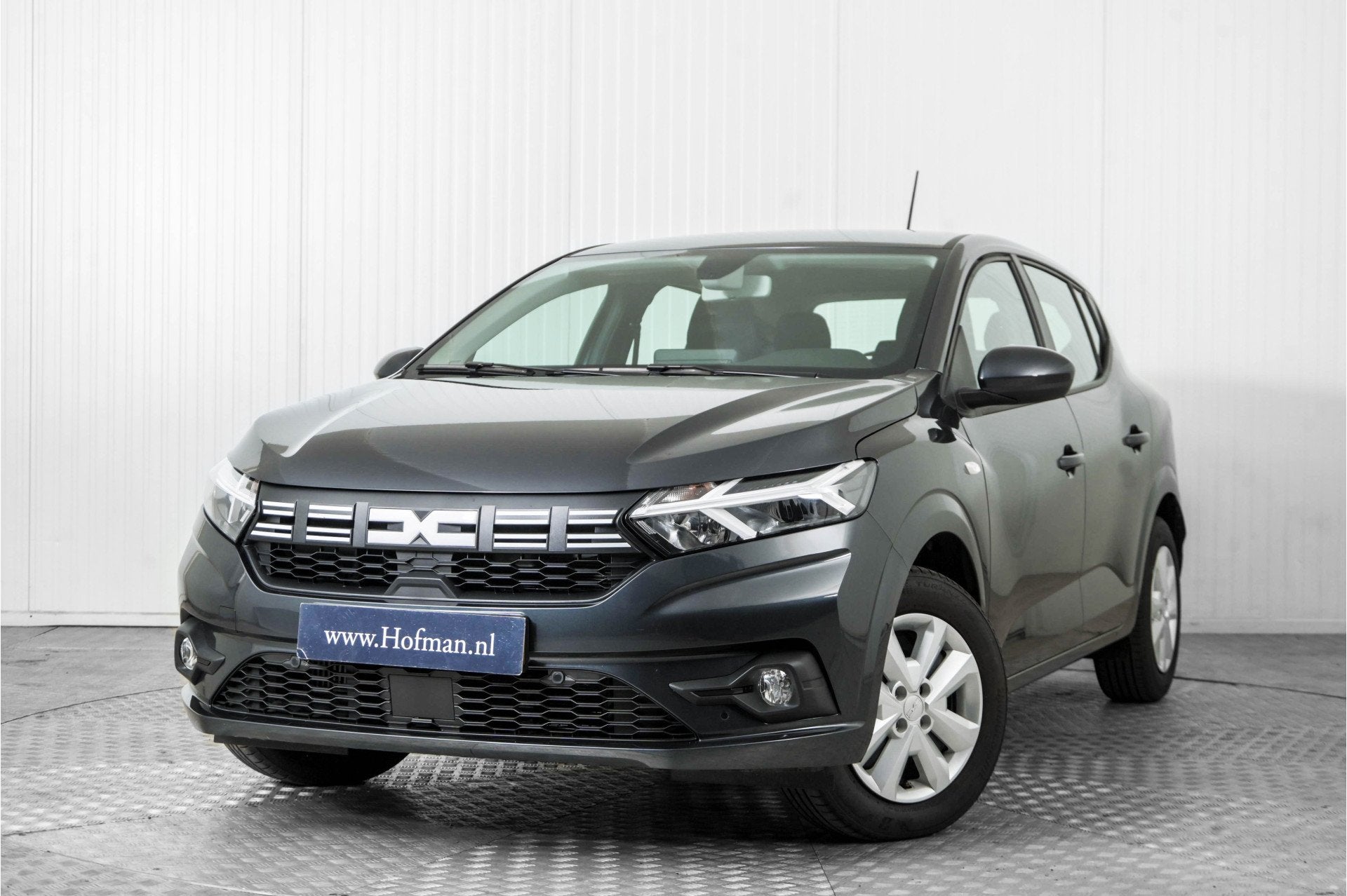 Dacia Sandero 1.0 TCe 90 Expression 11600 km! 1e eigenaar, Auto's, Dacia, Voorwielaandrijving, LED verlichting, Euro 6, Origineel Nederlands