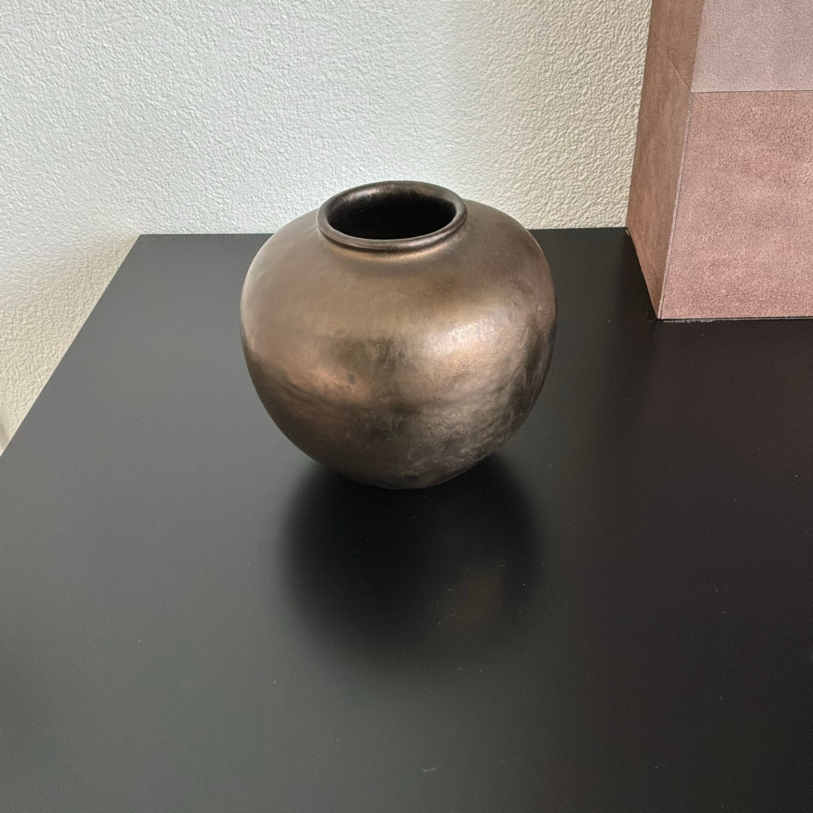 Mobach Bronzen bolvaas, handgemaakt, uniek design, Ophalen of Verzenden
