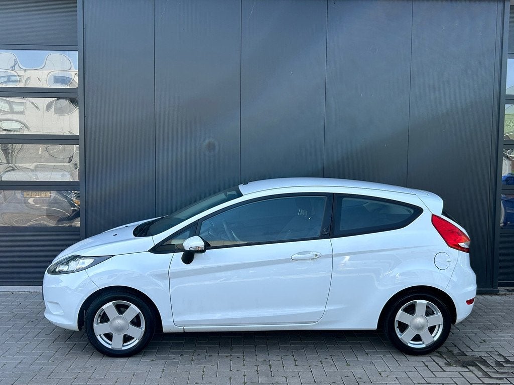 Ford Fiesta 1.25 Champion | Airco | 3-deurs | 3mnd garantie, Voorwielaandrijving, Euro 5, Stof, Gebruikt