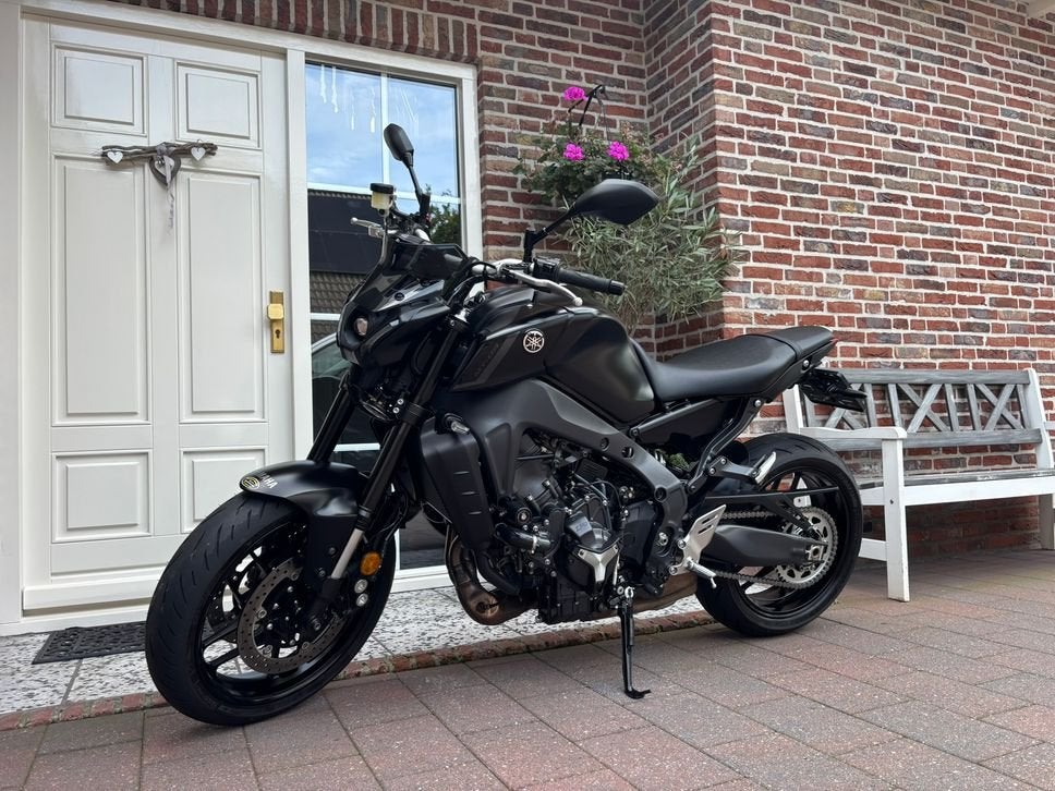 YAMAHA MT 09 abs mt-09 tech black matzwart (bj 2023) yamaha, Motoren, 890 cc, Motorrijbewijs A, Bedrijf, Meer dan 35 kW