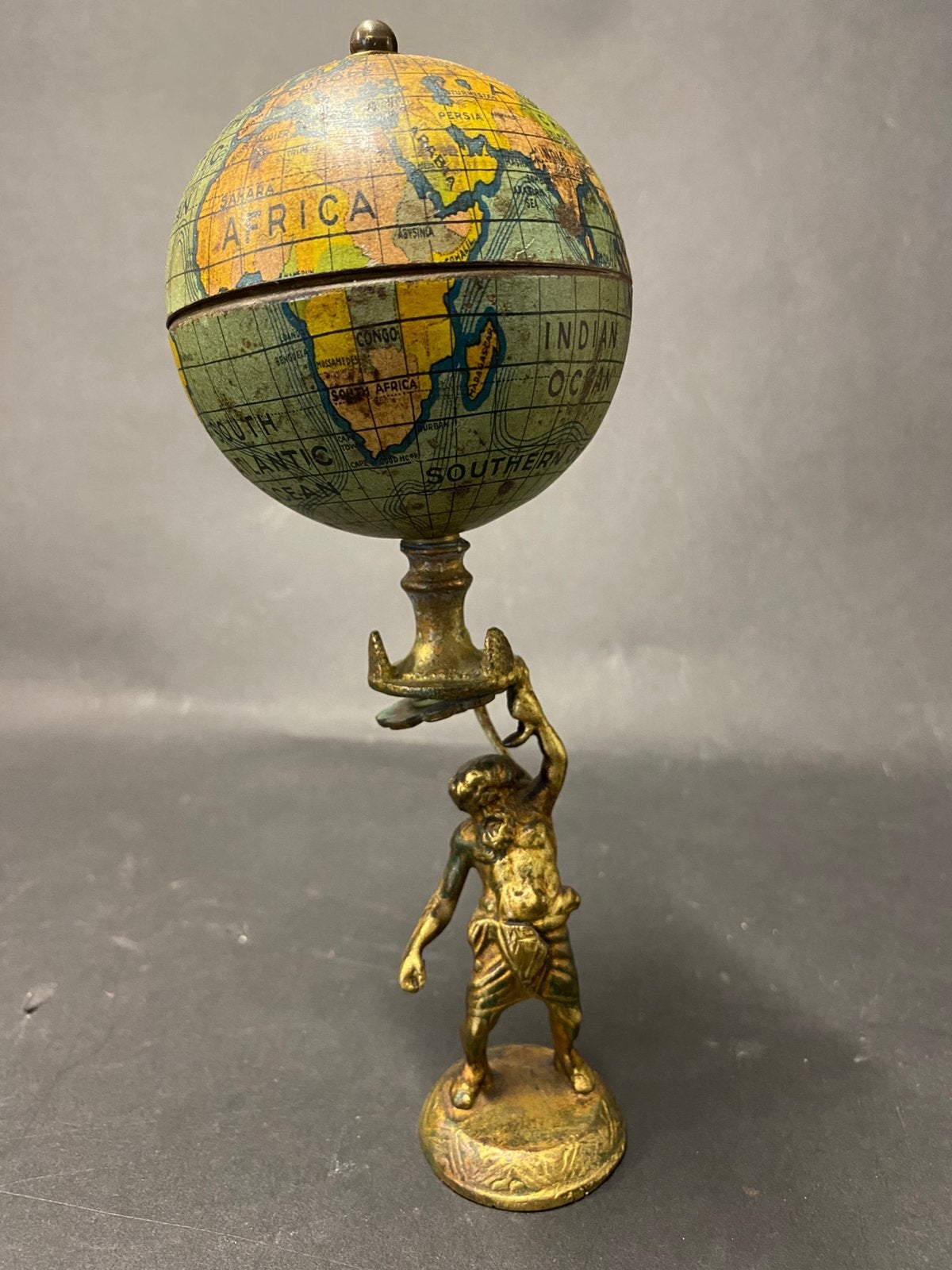 Antiek wereldbol Atlas, Ophalen of Verzenden