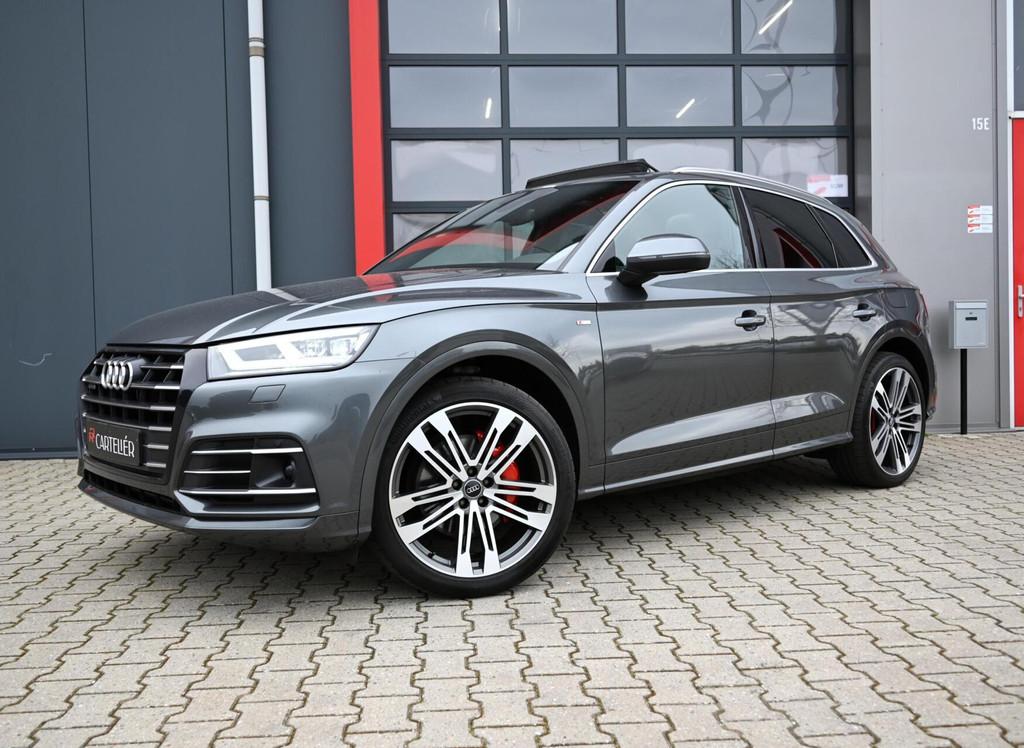 Audi Q5 55 TFSI e S-Line Quattro Competition | Luchtvering |, Auto's, Automaat, 2005 kg, Zwart, 4 cilinders