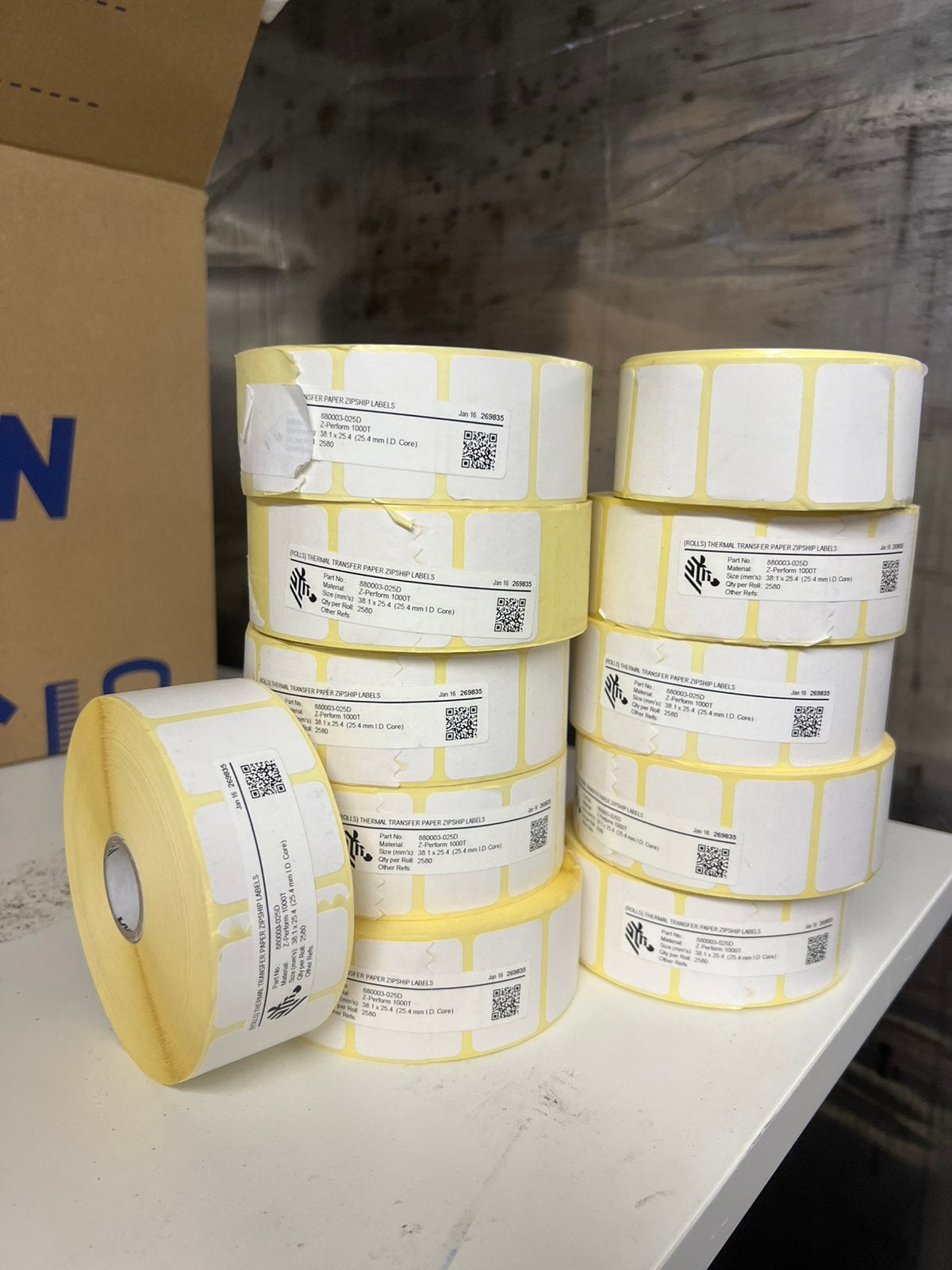 ZEBRA LABEL ROLLEN Z-PERFORM 1000T, Computers en Software, Labelprinters, Ophalen of Verzenden, Nieuw