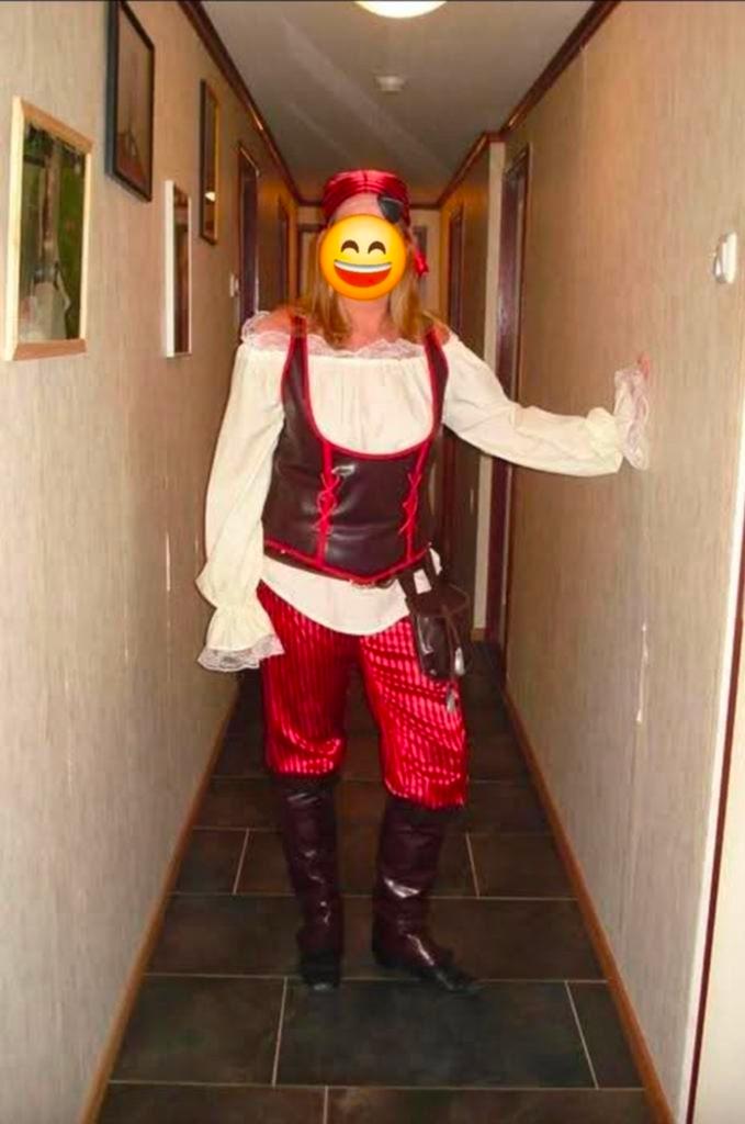 Piratenpak, Ophalen of Verzenden, Zo goed als nieuw, Maat 38/40 (M), Carnaval