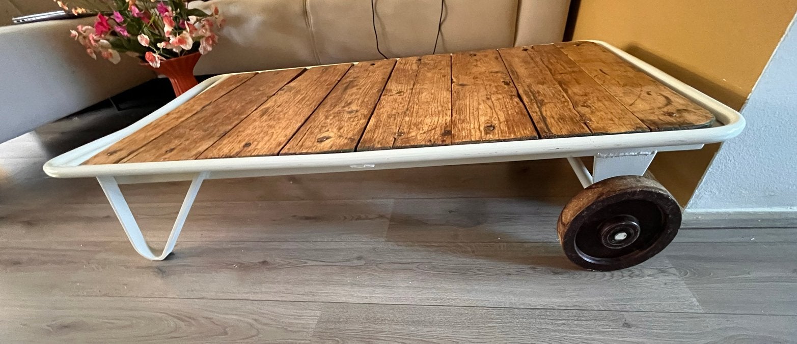 Salontafel, Huis en Inrichting, Tafels | Salontafels, Gebruikt, 50 tot 100 cm, 100 tot 150 cm, Rechthoekig, Overige houtsoorten