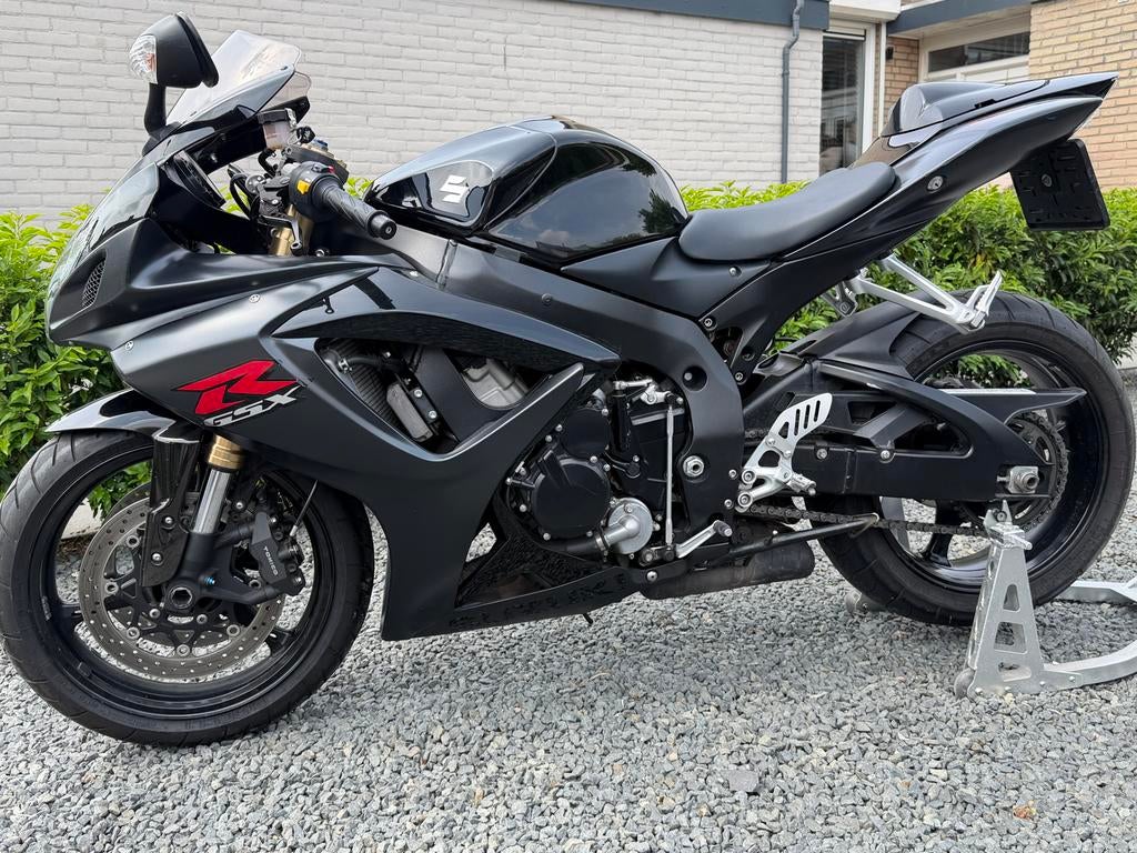 Suzuki GSX-R 600 K7 (bj 2007), Occasion, 4 cilinders, Super Sport, Particulier