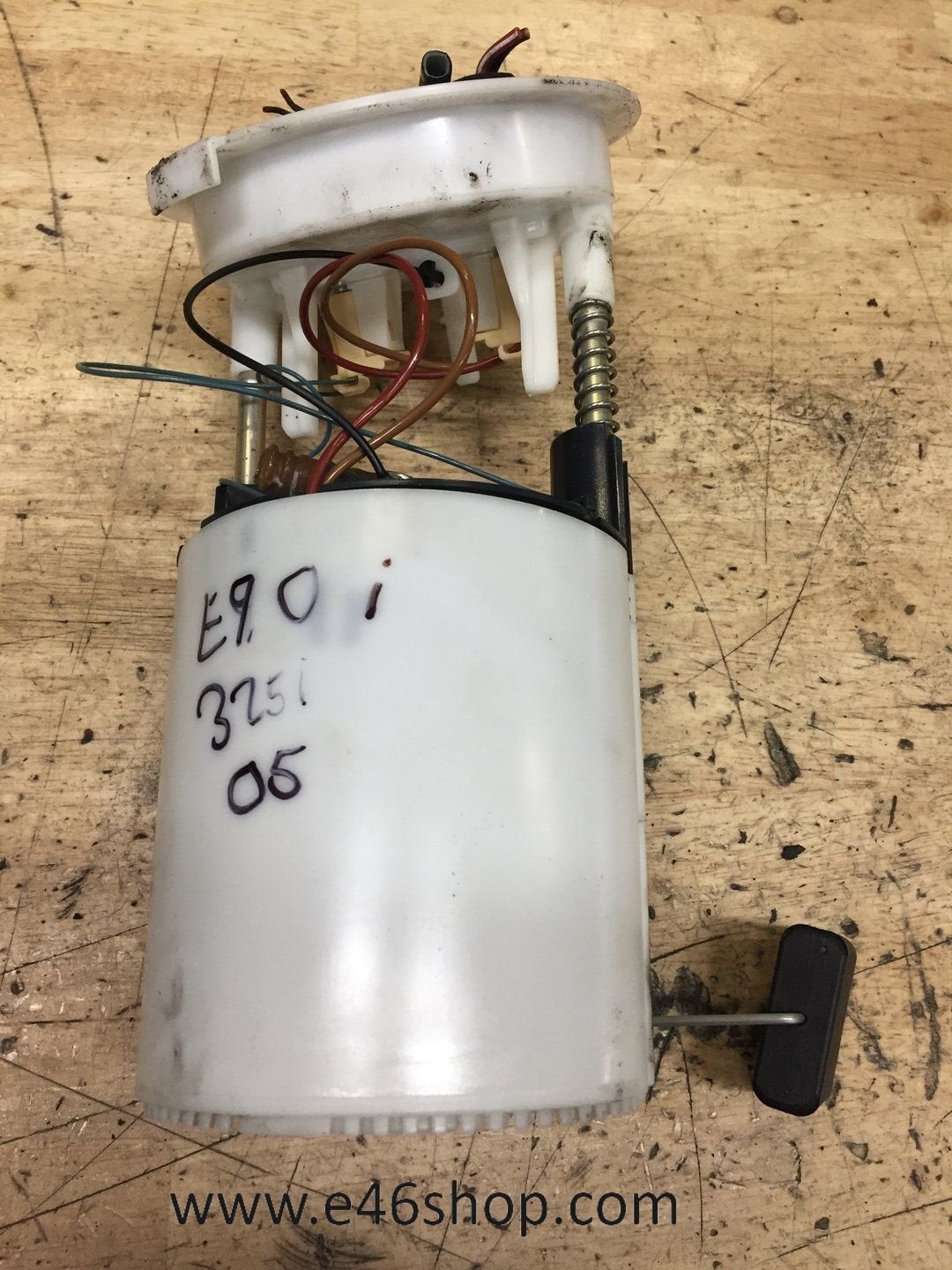 BRANDSTOFPOMP BMW '3 E90 E91 IN DE TANK RECHTS, Auto-onderdelen, Brandstofsystemen, Gebruikt, -, -, Ophalen of Verzenden
