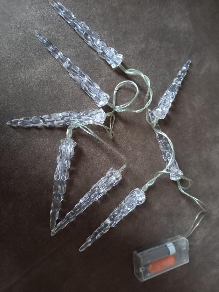 Leuke ijspegel lichtslinger, Diversen, Kerst, Gebruikt, Ophalen of Verzenden