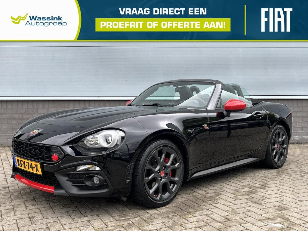 Fiat 124 Spider Abarth 1.4 MultiAir Turbo 170 pk Automaat, Auto's, Gebruikt, 4 cilinders, Cabriolet, Zwart