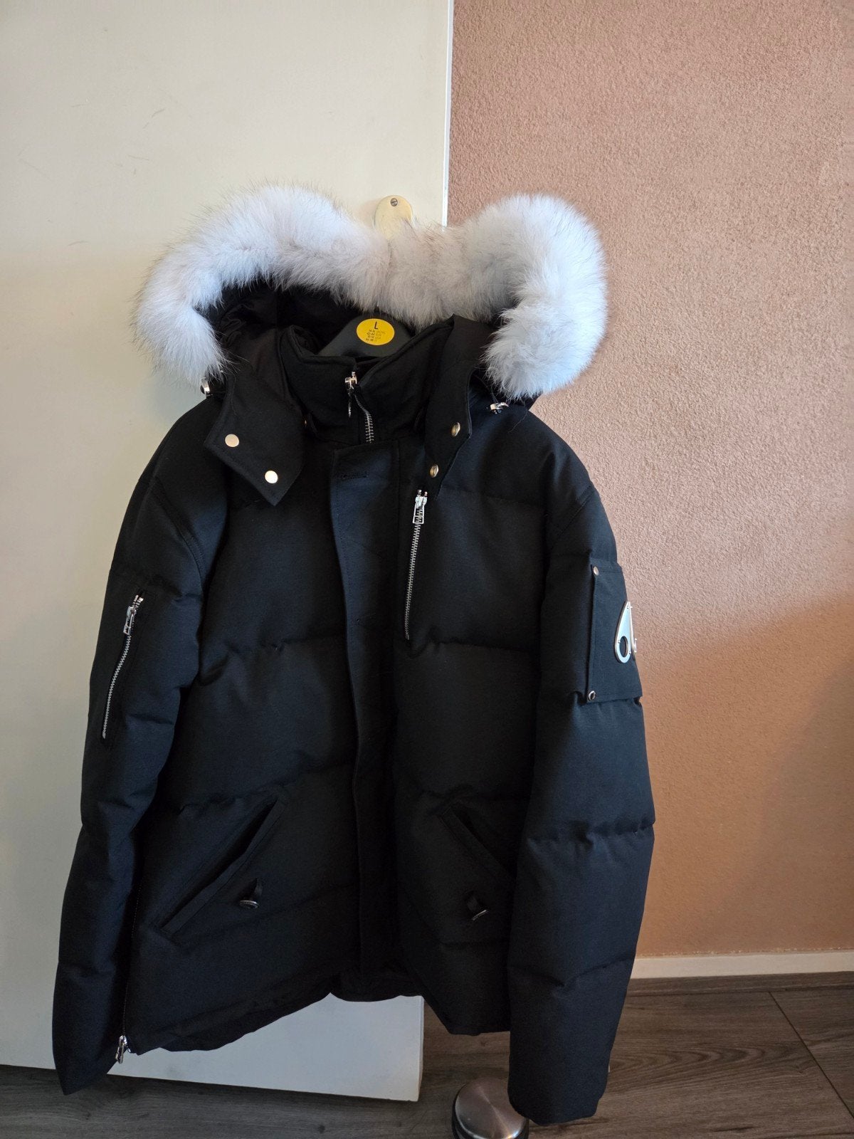 Moose Knuckles winterjas met bontkraag - Maat L, Kleding | Heren, Maat 52/54 (L), Zwart, Nieuw, Ophalen of Verzenden