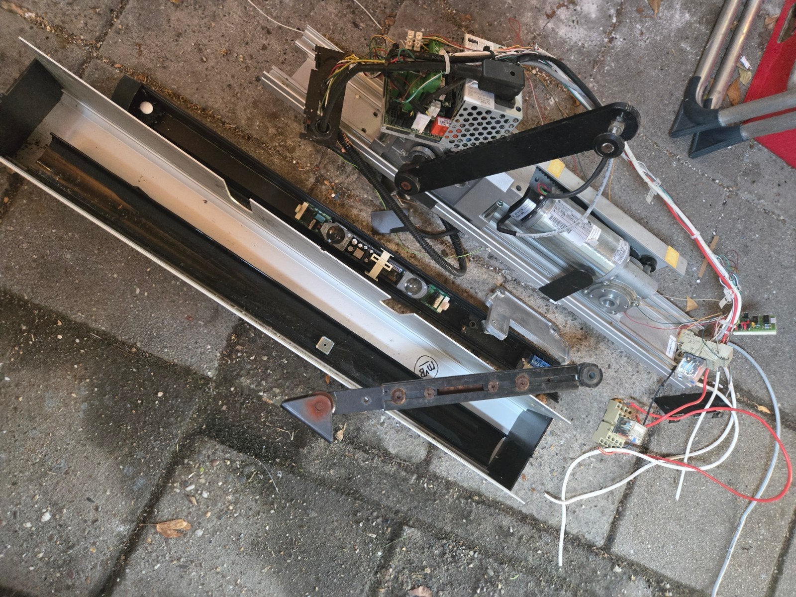 Deurdranger Kone Automaat - Gebruikt, Ophalen, Gebruikt, Minder dan 80 cm, Overige typen