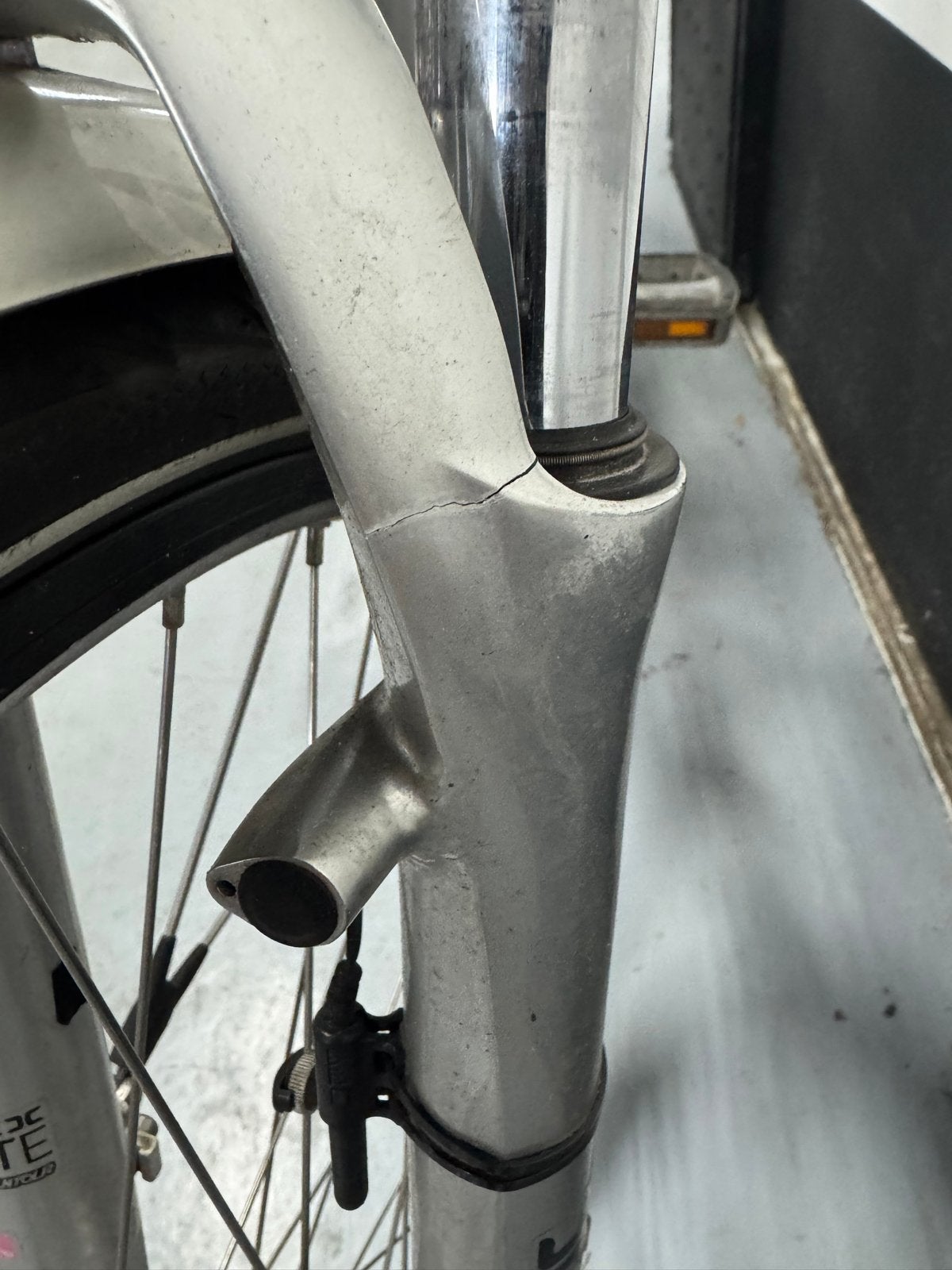 Flyer elektrische fiets met defecte voorvork, Elektrische fiets, Gebruikt, Ophalen of Verzenden, Voorvork