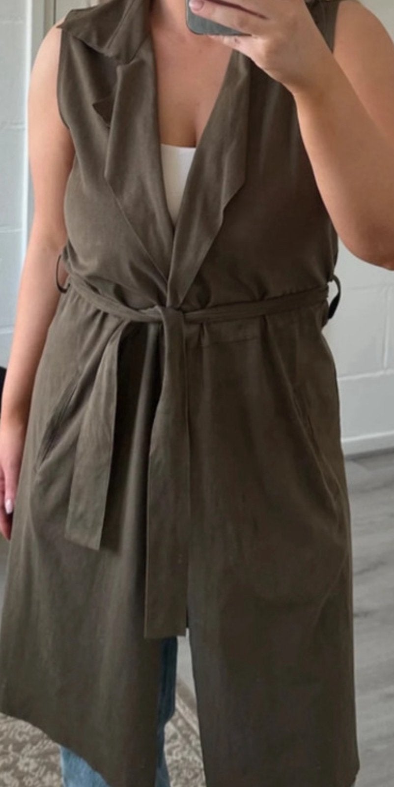 Steps khaki kleurige blazer jas zonder mouw en strikceintuur, Maat 42/44 (L), Ophalen of Verzenden, Zo goed als nieuw, Jasje