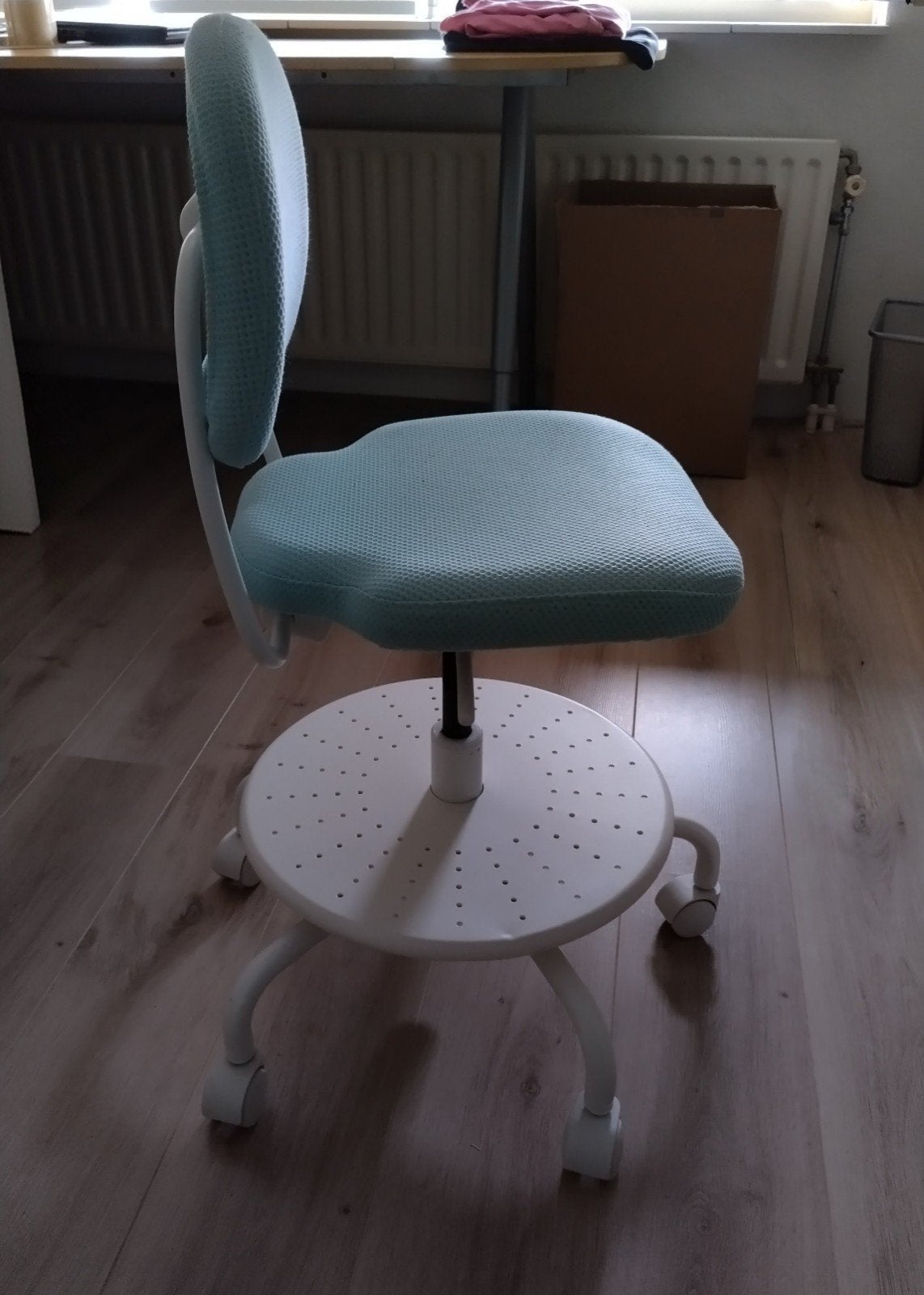 Ikea VIMUND kinder bureaustoel - Lichtblauw, Ophalen, Gebruikt, Blauw, Bureaustoel