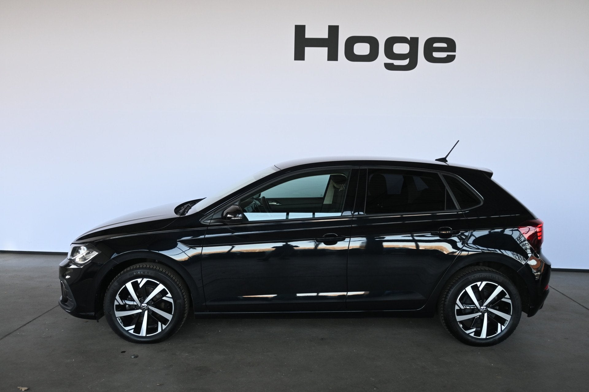 Foto 3 van Volkswagen Polo 1.0 TSI Life Facelift! Airco Apple CarPlay V