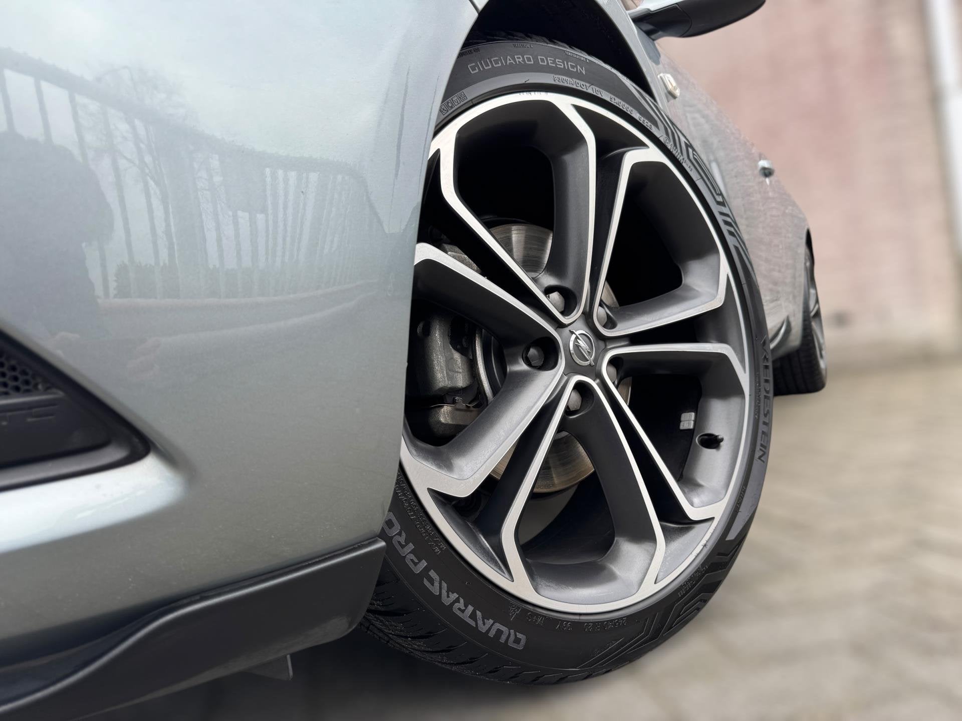 Opel Astra GTC 1.6 Turbo Sport NL AUTO MET NAP / AFN. TREKHA, Euro 5, 730 kg, Gebruikt, Zwart