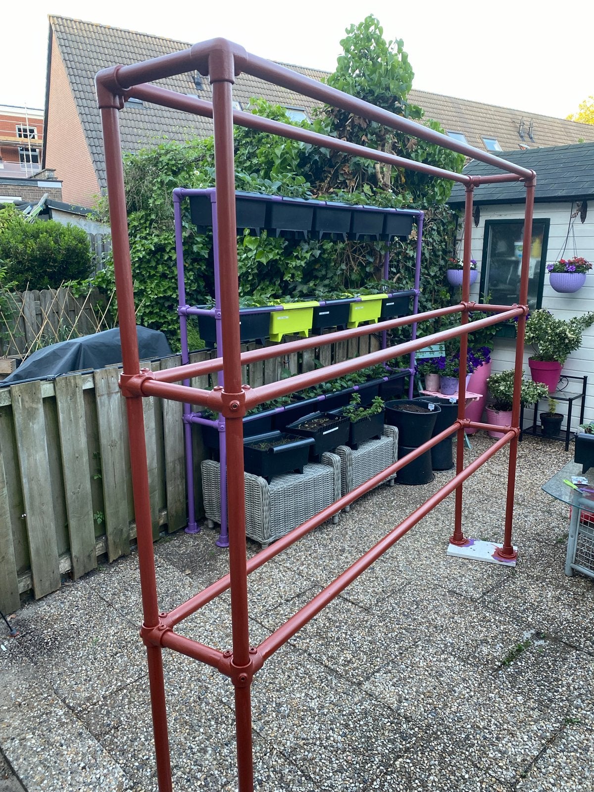 2 Unieke Aardbeienrekken voor 15 Batobakken per rek!, Ophalen, Gebruikt, 100 cm of meer, Binnen