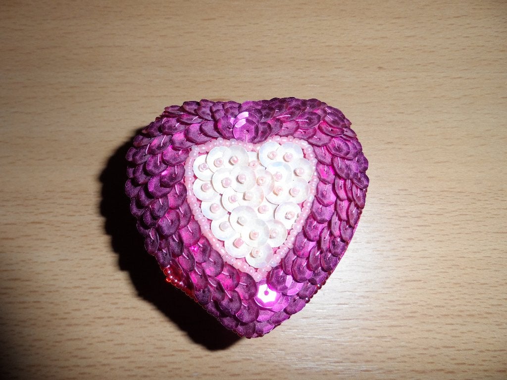 HARTJES DOOSJE, Ophalen of Verzenden, Zo goed als nieuw, Roze