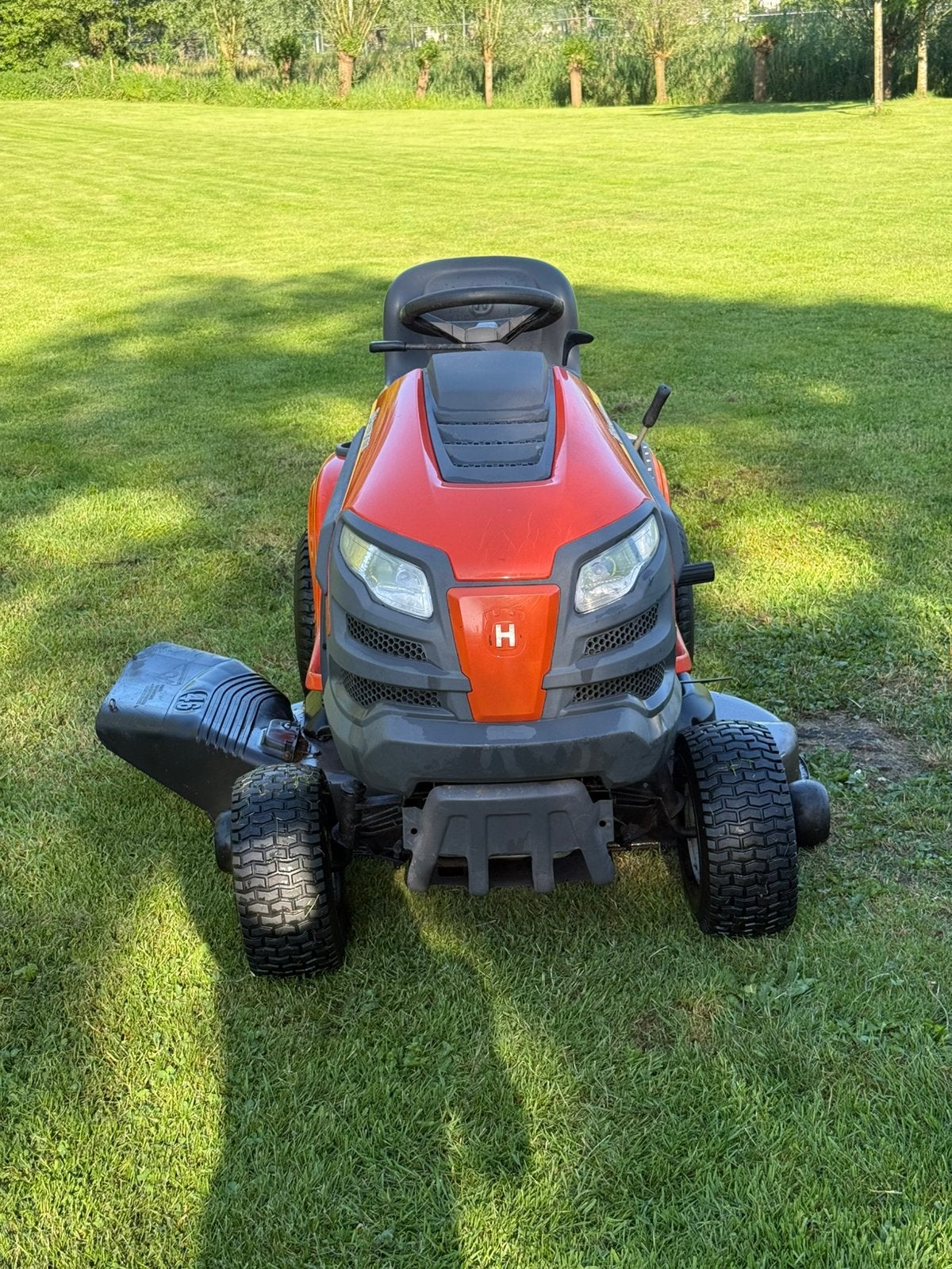 Husqvarna YTH22V46 zitmaaier / gazontractor, Ophalen, Gebruikt, Husqvarna, Mulchfunctie