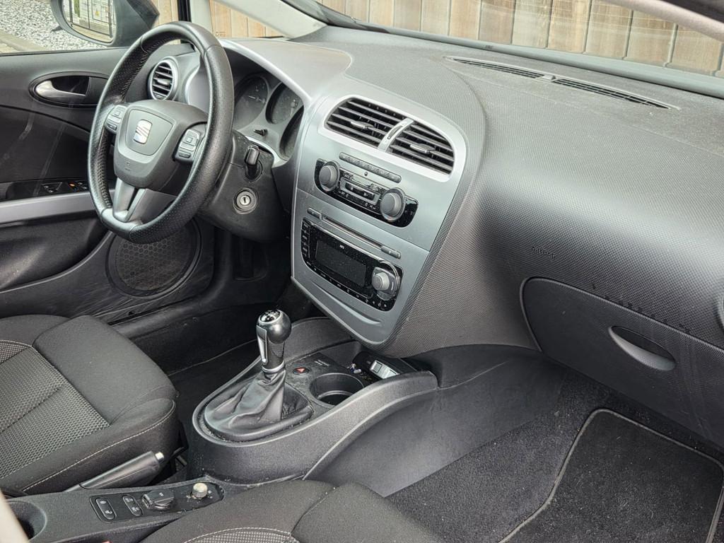 Seat Leon 1.4 TSI Sport, 125 pk, Gebruikt, 4 cilinders, Zwart