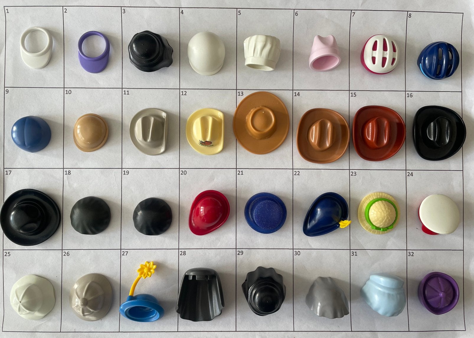 Playmobil losse hoeden petten helmen en meer, Kinderen en Baby's, Speelgoed | Playmobil, Ophalen of Verzenden, Los playmobil