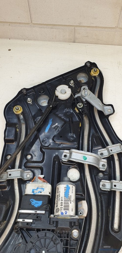Raammechanisme links achter LA Beetle cabrio Volkswagen 1Y09, Auto-onderdelen, Gebruikt, Volkswagen, Volkswagen AG, Berliner Ring 2
38440  Wolfsburg, DE