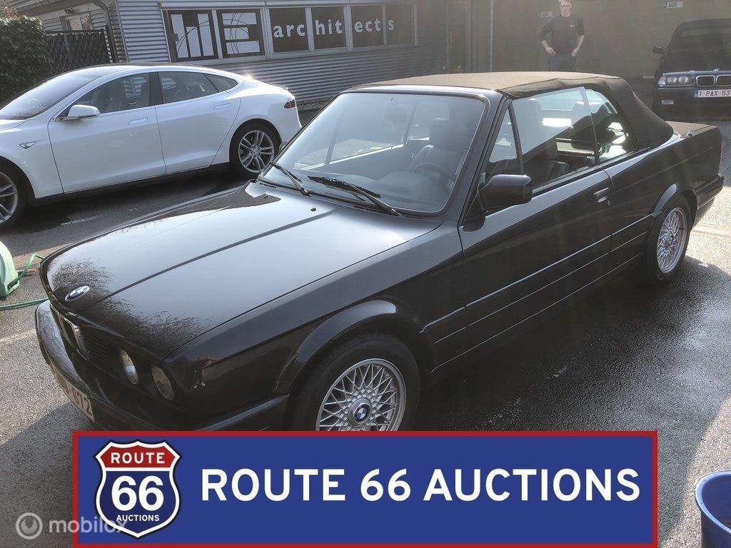 BMW 325i Cabriolet E30 | 1992 | Route 66 Auctions, Auto's, Overige carrosserieën, Zwart, Bedrijf, Handgeschakeld