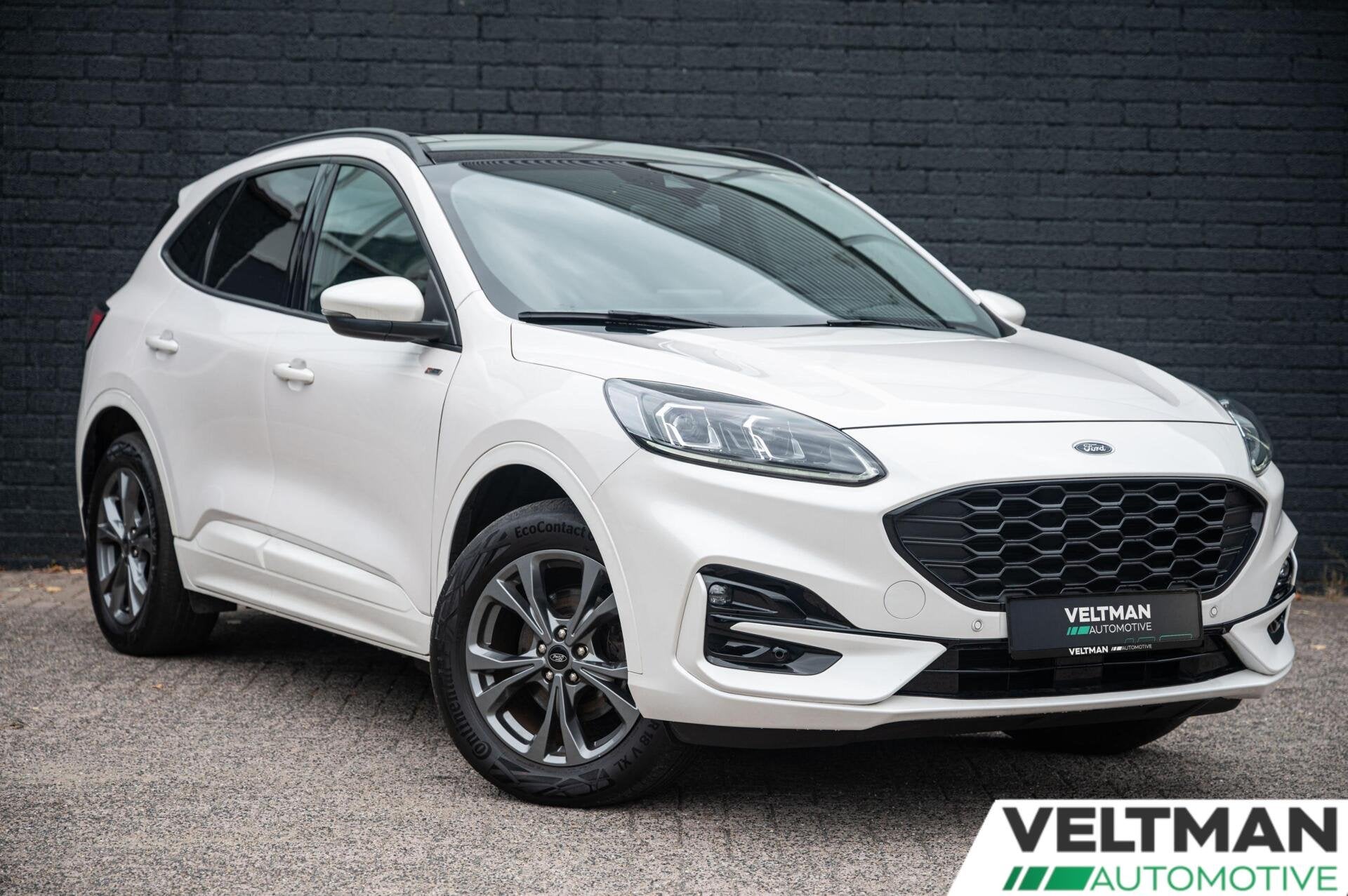 Ford Kuga 2.5 PHEV ST-Line X PANO TREKHAAK CRUISE HEAD UP CA, Dealer onderhouden, Gebruikt, 4 cilinders, Wit