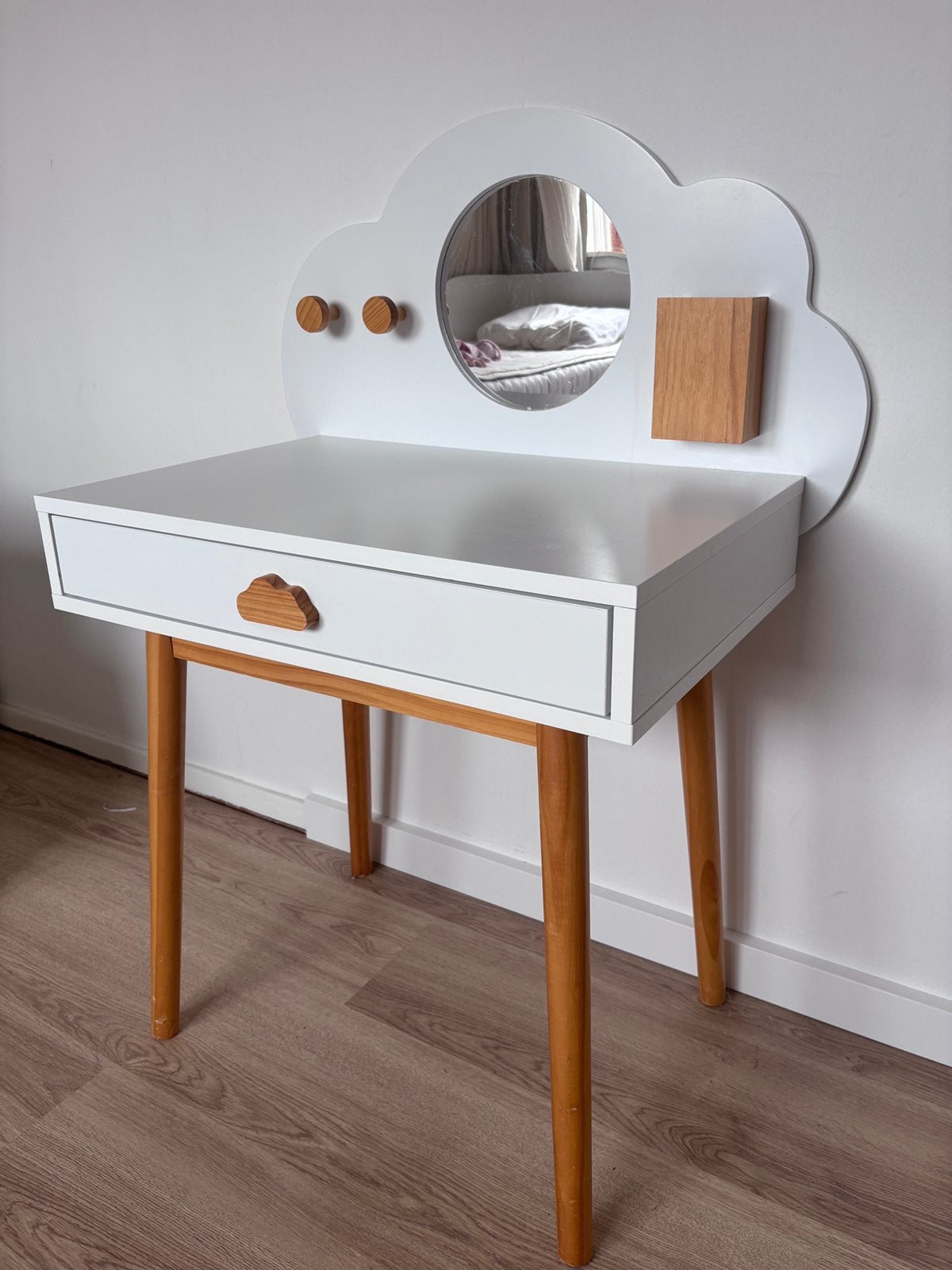 Maisons du monde kinderkaptafel met spiegel, Huis en Inrichting, Ophalen, Zo goed als nieuw, 50 tot 100 cm, Minder dan 100 cm
