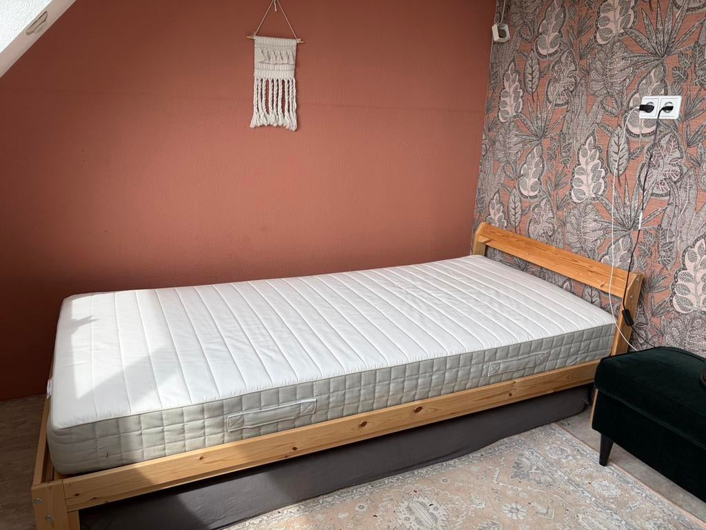 Eenpersoonsbed Ikea (Neiden) met matras, Ophalen, 90 cm, Eenpersoons, Wit