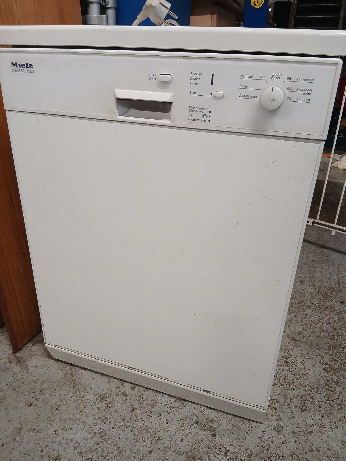NETTE GOEDE MIELE VAATWASSER, Witgoed en Apparatuur, Ophalen, Gebruikt, Miele ., .