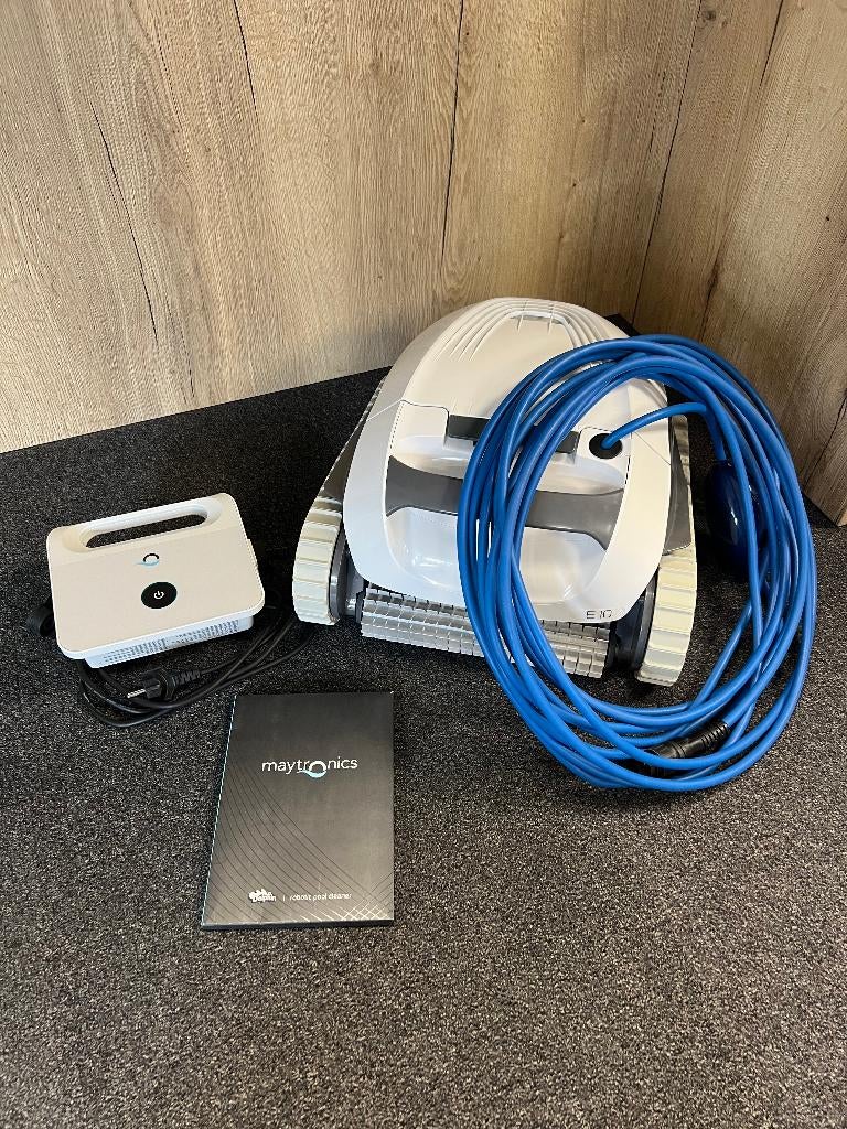 Dolphin zwembadrobot E10, Tuin en Terras, Zwembad-toebehoren, Zo goed als nieuw, Reinigingsmiddel, Ophalen of Verzenden
