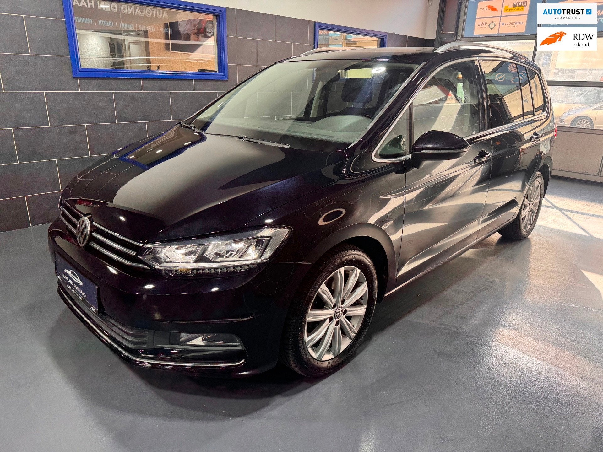 Volkswagen Touran 1.4 TSI - 7p - DSG - PANO - CARPLAY - CAME, Auto's, Volkswagen, Gebruikt, 4 cilinders, 150 pk, 7 stoelen