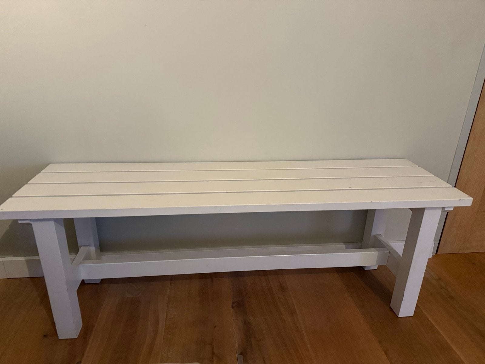 Wit houten bankje - 128x35x45 cm, Ophalen, Gebruikt, Wit, Hout