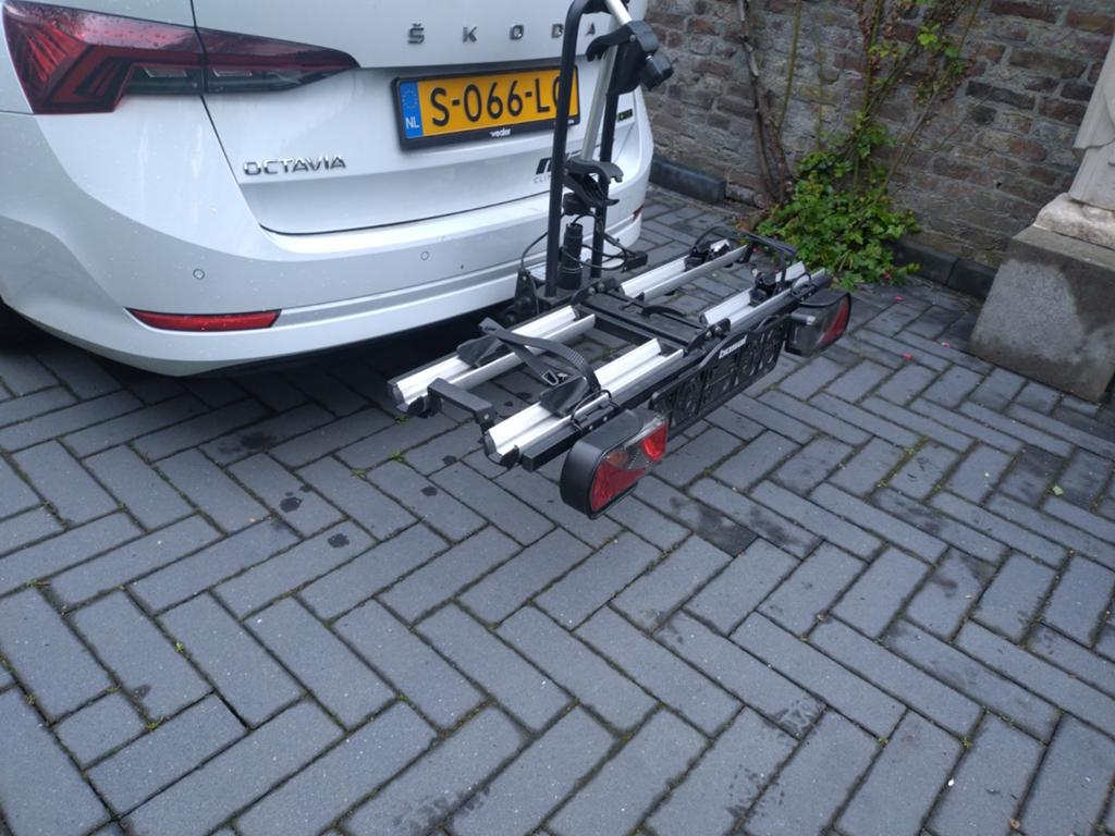 Bosal Tourer fietsendrager voor 2 fietsen, opvouwbaar, Auto diversen, Fietsendragers, Ophalen of Verzenden, Zo goed als nieuw